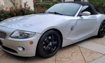 2005 BMW Z4 3 0SI