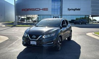 2022 Nissan Rogue Sport S