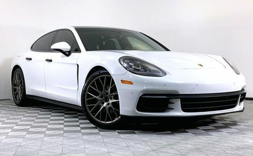 2018 Porsche Panamera