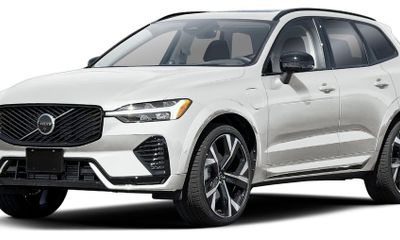 2026 Volvo XC60 Plus Dark