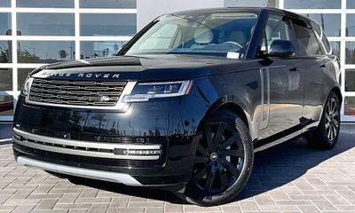 2024 Land Rover Range SE