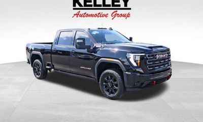2025 GMC Sierra HD AT4