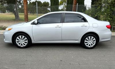 2012 Toyota Corolla LE