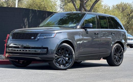 2026 Land Rover Range SE