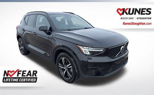 2024 Volvo XC40