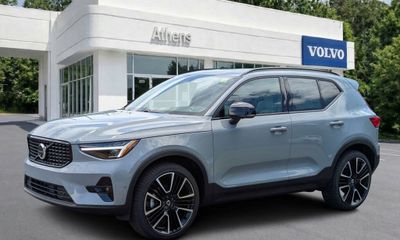 2026 Volvo XC40 Ultra Dark