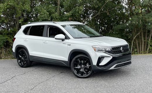 2023 Volkswagen Taos 4MOTION SE
