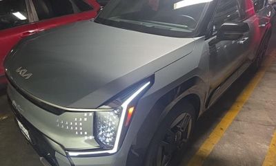2024 Kia EV9 GT Line