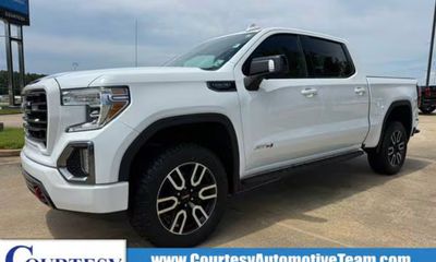 2021 GMC Sierra AT4