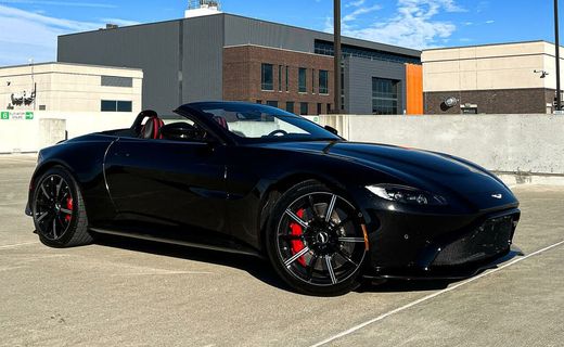 2021 Aston Martin Vantage Roadster
