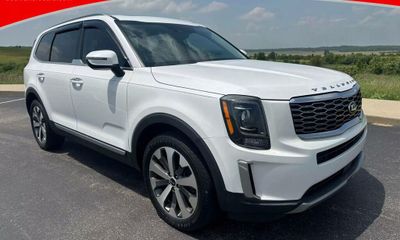 2020 Kia Telluride S
