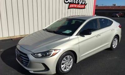 2017 Hyundai Elantra SE Base