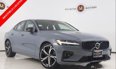 2023 Volvo S60 Plus Dark With