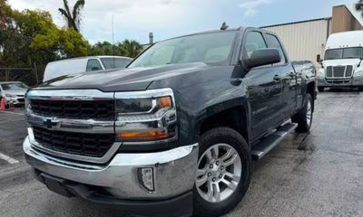 2018 Chevrolet Silverado LT