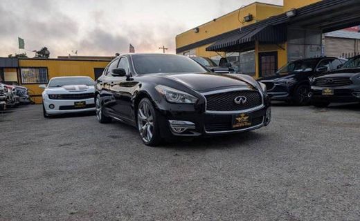 2016 Infiniti Q70 3 7