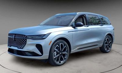 2026 Lincoln Nautilus Reserve