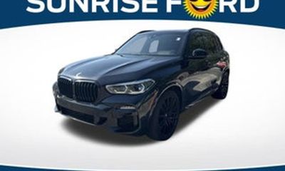 2021 BMW X5 M50i