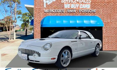 2002 Ford Thunderbird Base
