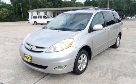 2010 Toyota Sienna XLE