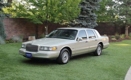 1997 Lincoln Town CAR