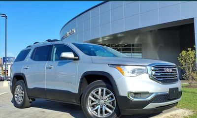 2019 GMC Acadia SLE 2