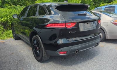 2017 Jaguar F-Pace Prestige