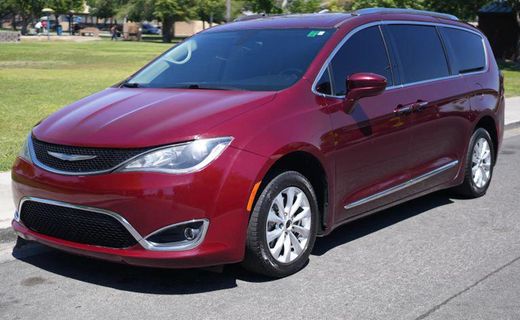2018 Chrysler Pacifica Touring L