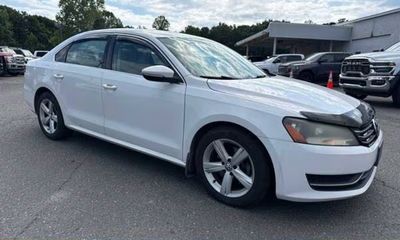 2012 Volkswagen Passat SE