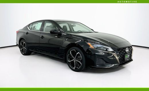 2023 Nissan Altima SR