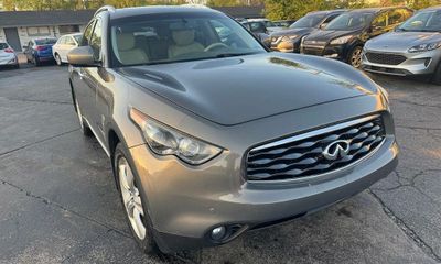 2011 Infiniti FX50