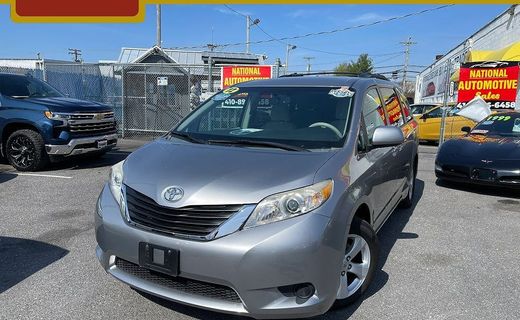 2012 Toyota Sienna LE