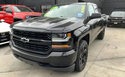 2017 Chevrolet Silverado Custom