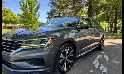 2022 Volkswagen Passat SE