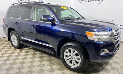 2019 Toyota Land Cruiser