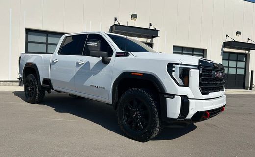 2025 GMC Sierra HD AT4