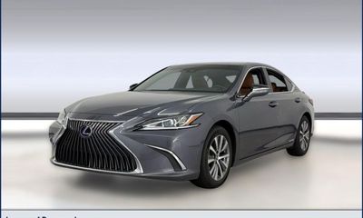 2020 Lexus ES 300H Premium