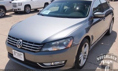 2014 Volkswagen Passat SEL