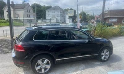 2012 Volkswagen Touareg V6 FSI TDI
