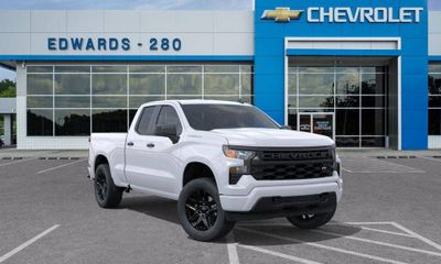 2026 Chevrolet Silverado Custom
