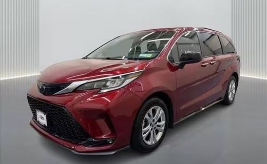 2023 Toyota Sienna XSE