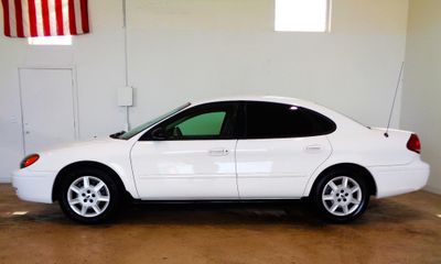 2007 Ford Taurus SE