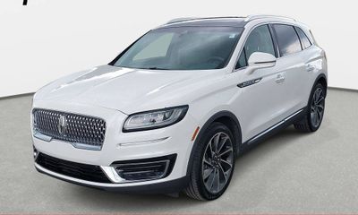 2020 Lincoln Nautilus Reserve