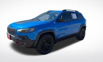 2023 Jeep Cherokee Trailhawk