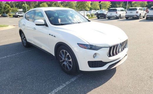 2017 Maserati Levante Base