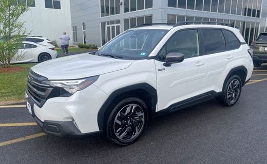 2025 Subaru Forester Premium