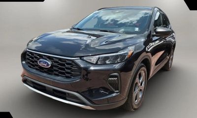 2025 Ford Escape ST Line