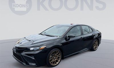 2023 Toyota Camry SE
