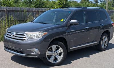 2012 Toyota Highlander Base