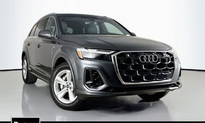 2026 Audi Q7 Quattro Premium