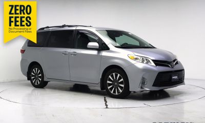 2018 Toyota Sienna LE